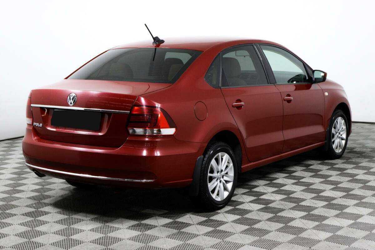 Купить Volkswagen Polo с пробегом. Фото: #4