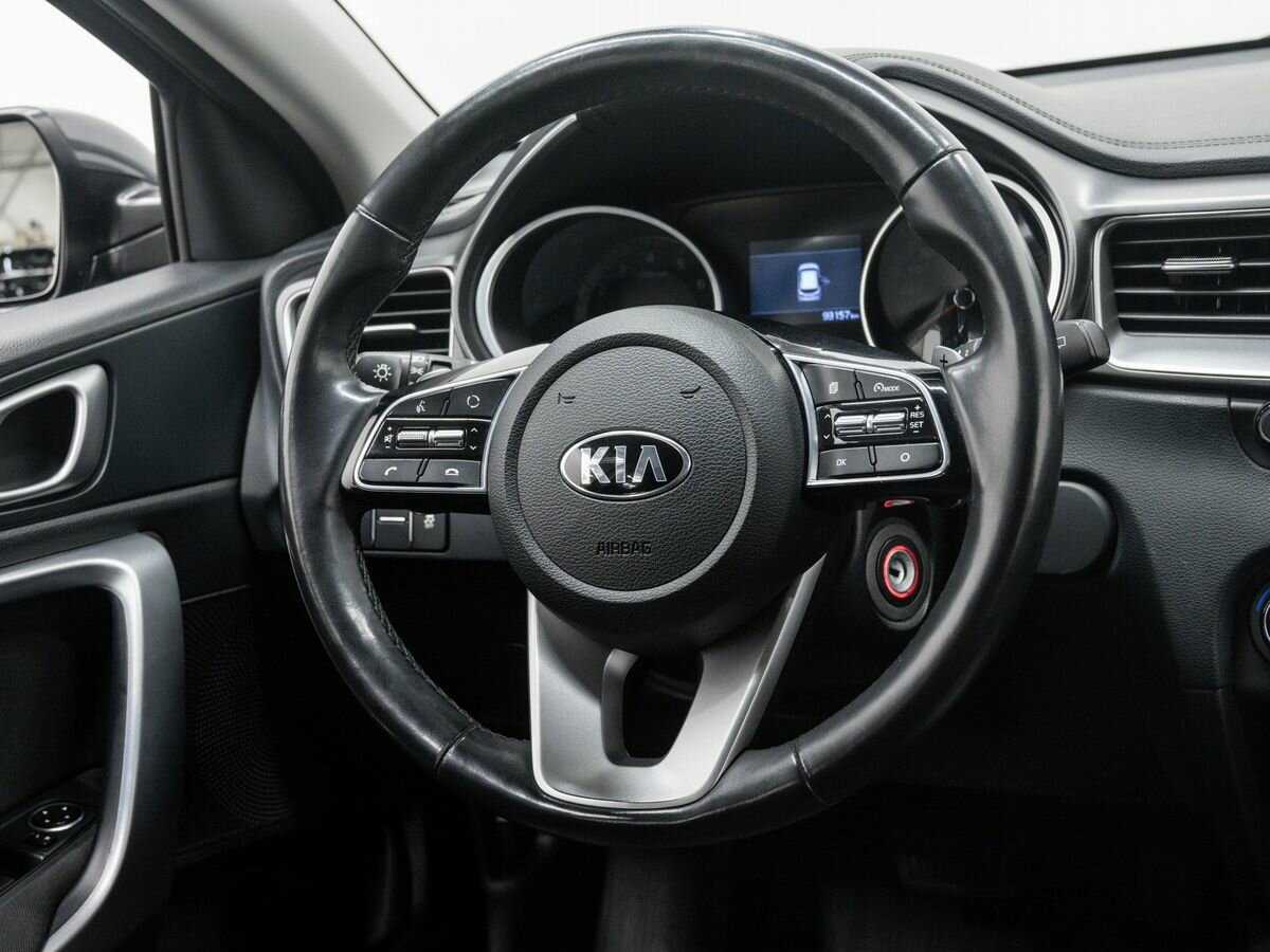 Купить Kia Ceed с пробегом. Фото: #11