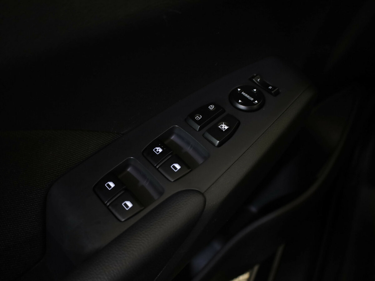 Купить Hyundai Solaris с пробегом. Фото: #12