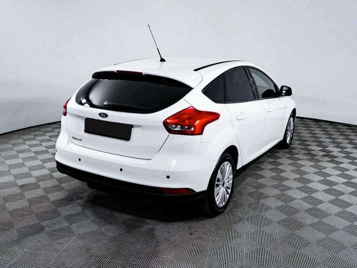 Купить Ford Focus с пробегом. Фото: #4
