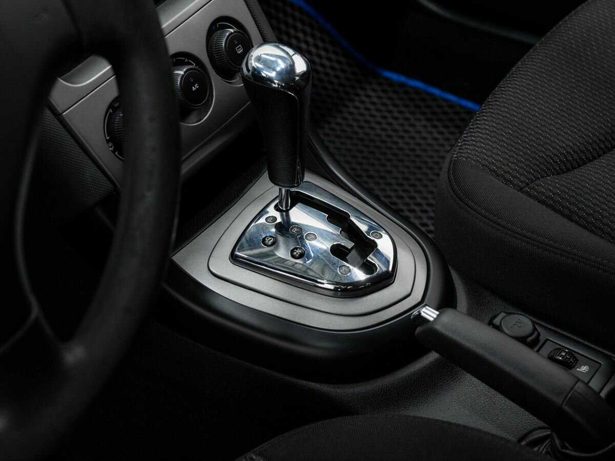 Купить Peugeot 408 с пробегом. Фото: #16