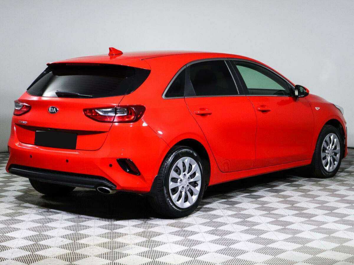 Купить Kia Ceed с пробегом. Фото: #3
