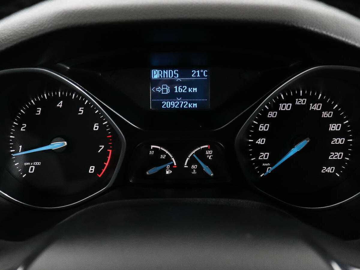 Купить Ford Focus с пробегом. Фото: #9