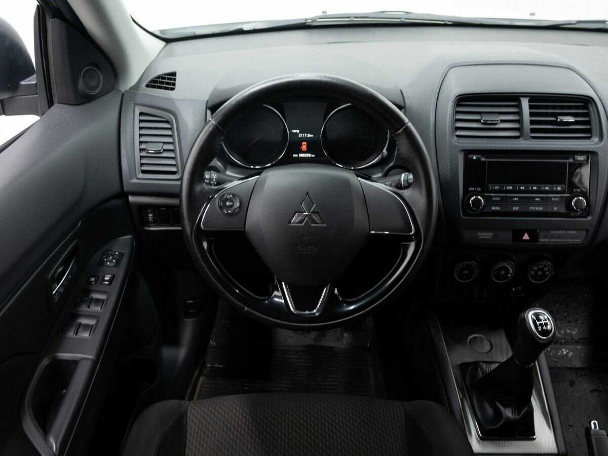 Купить Mitsubishi ASX с пробегом. Фото: #14