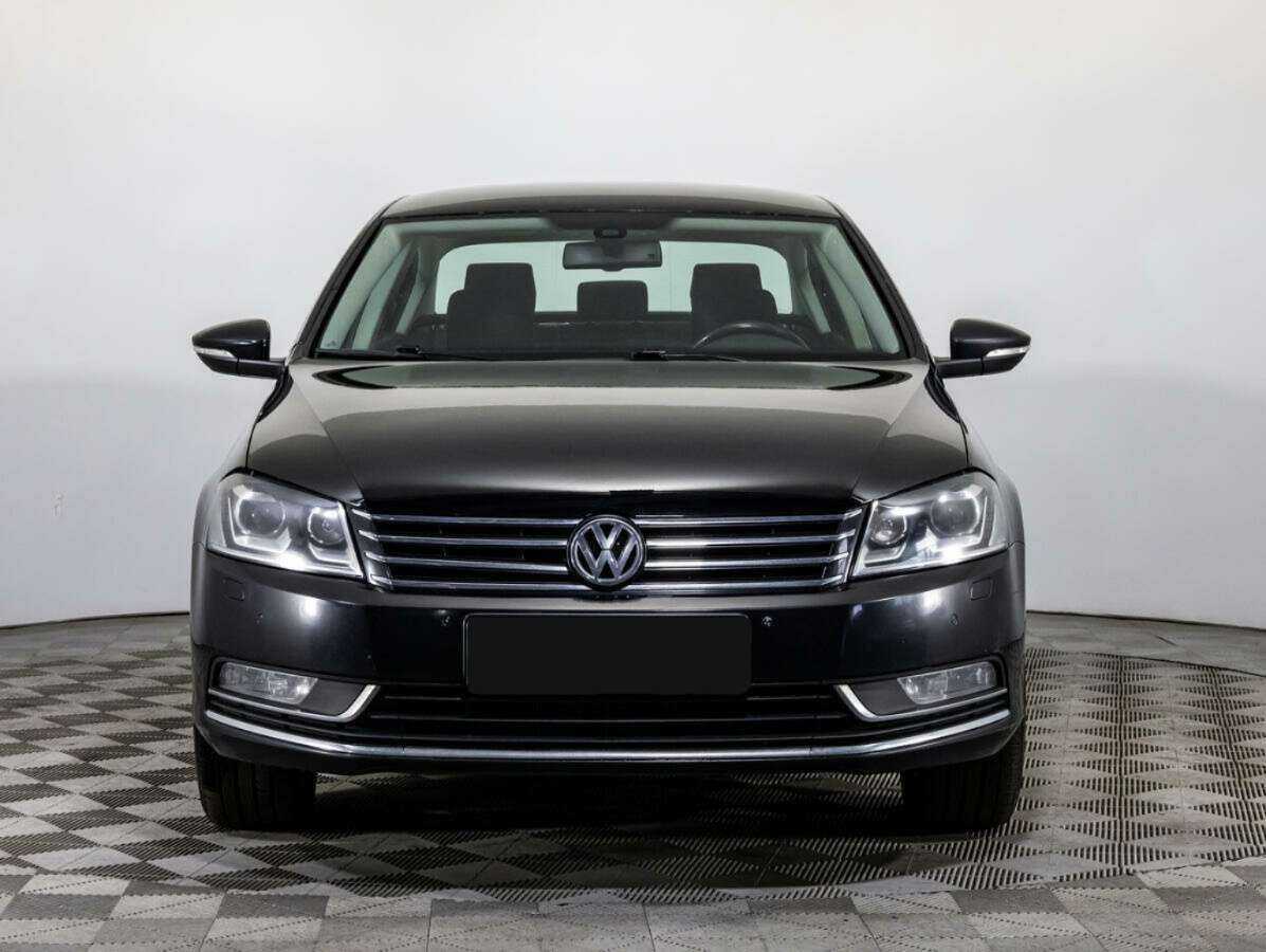 Купить Volkswagen Passat с пробегом. Фото: #1