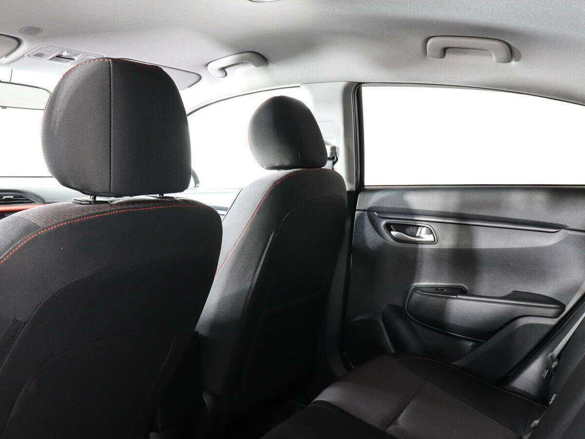Купить Kia Rio с пробегом. Фото: #11