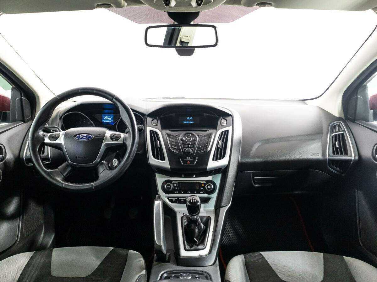 Купить Ford Focus с пробегом. Фото: #12