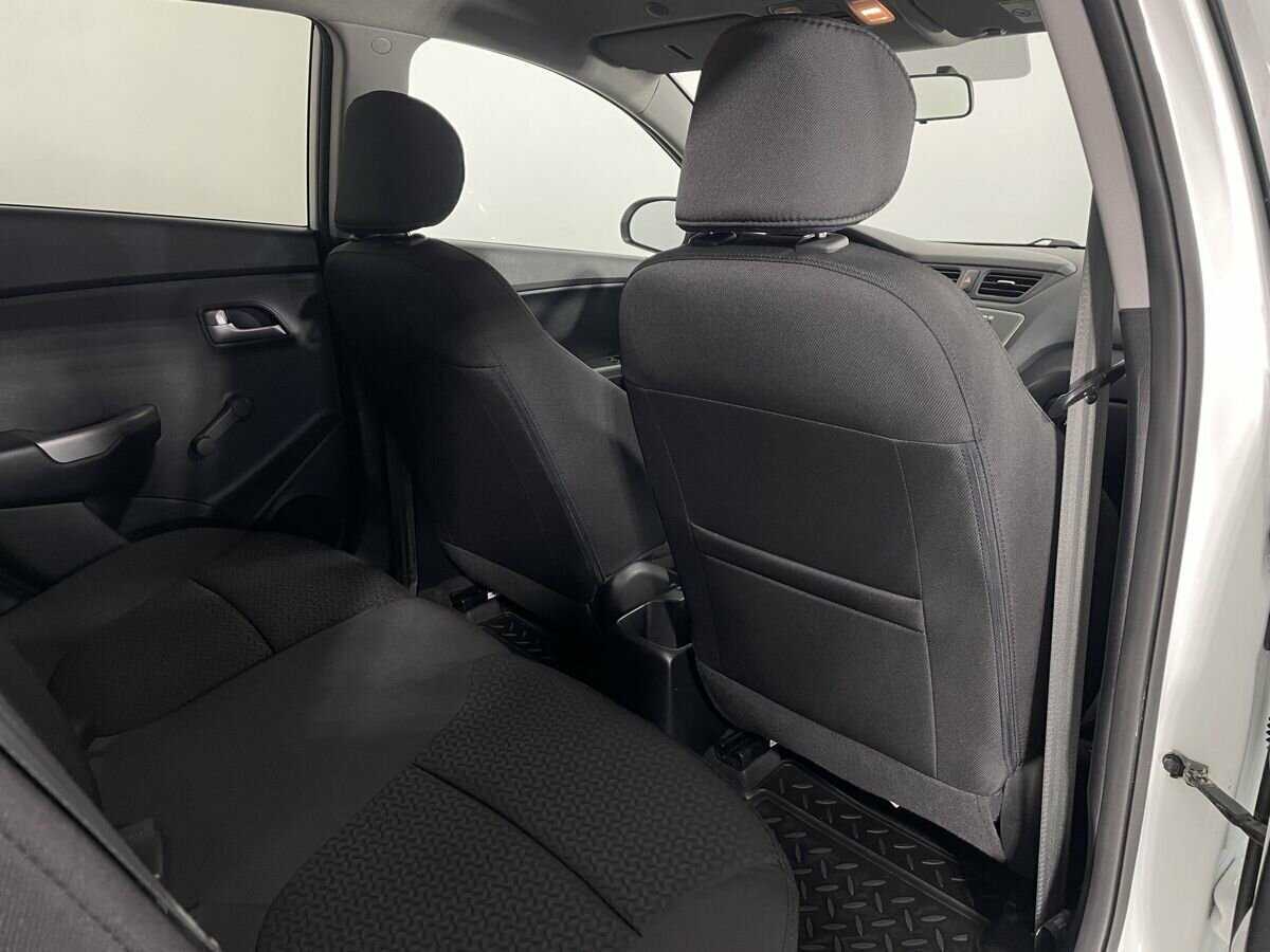 Купить Kia Rio с пробегом. Фото: #15
