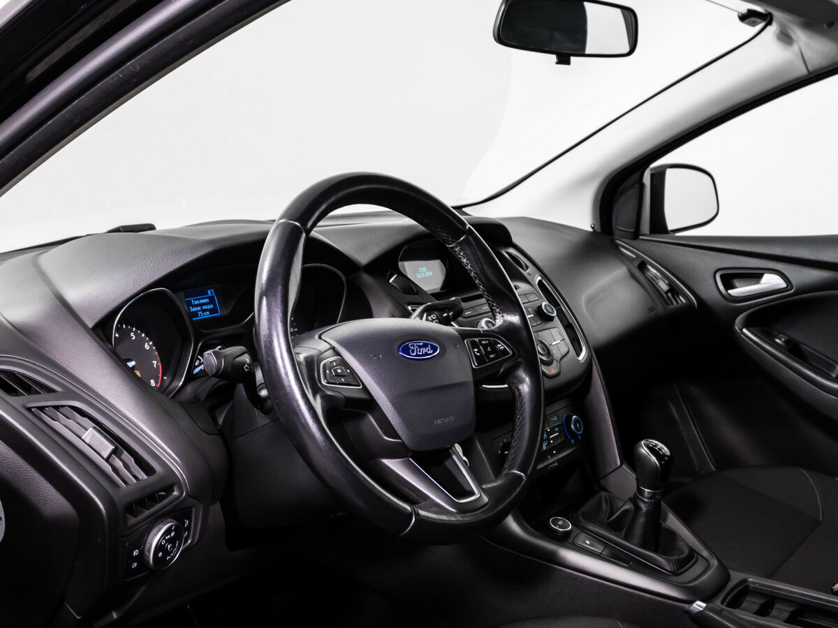 Купить Ford Focus с пробегом. Фото: #11