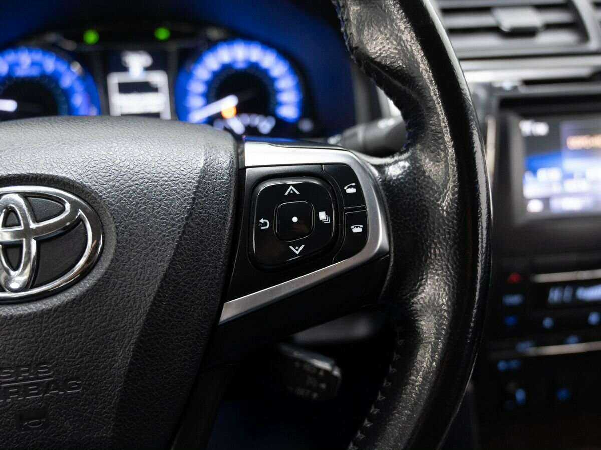 Купить Toyota Camry с пробегом. Фото: #19