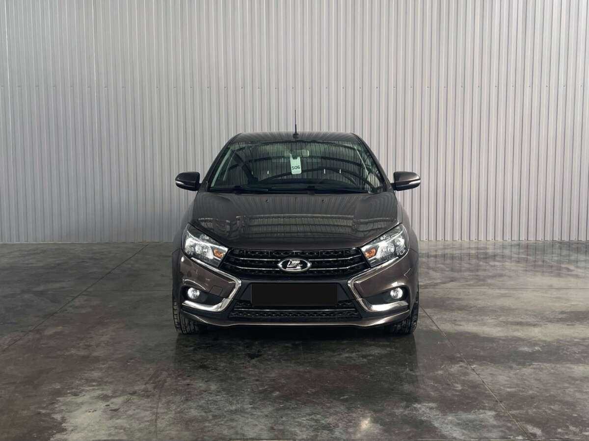 Купить Lada (ВАЗ) Vesta с пробегом. Фото: #1