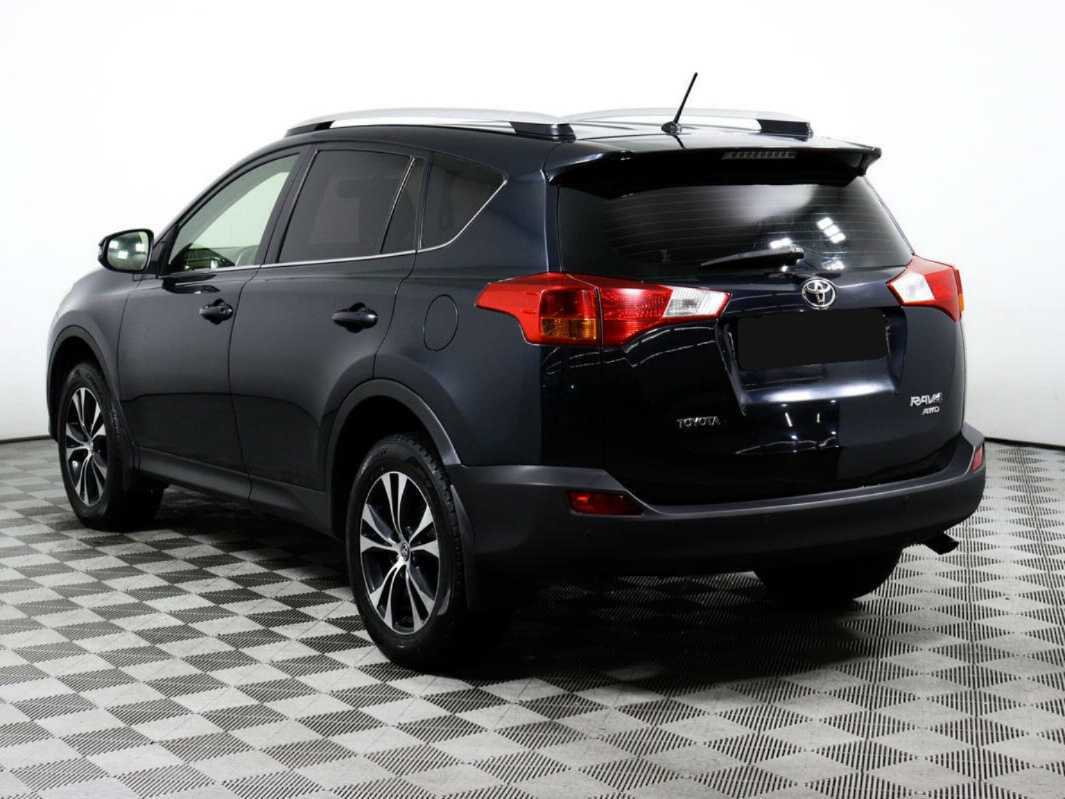 Купить Toyota RAV4 с пробегом. Фото: #6