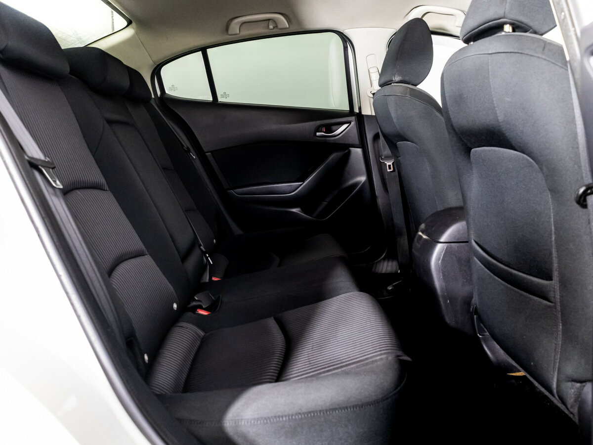 Купить Mazda 3 с пробегом. Фото: #12
