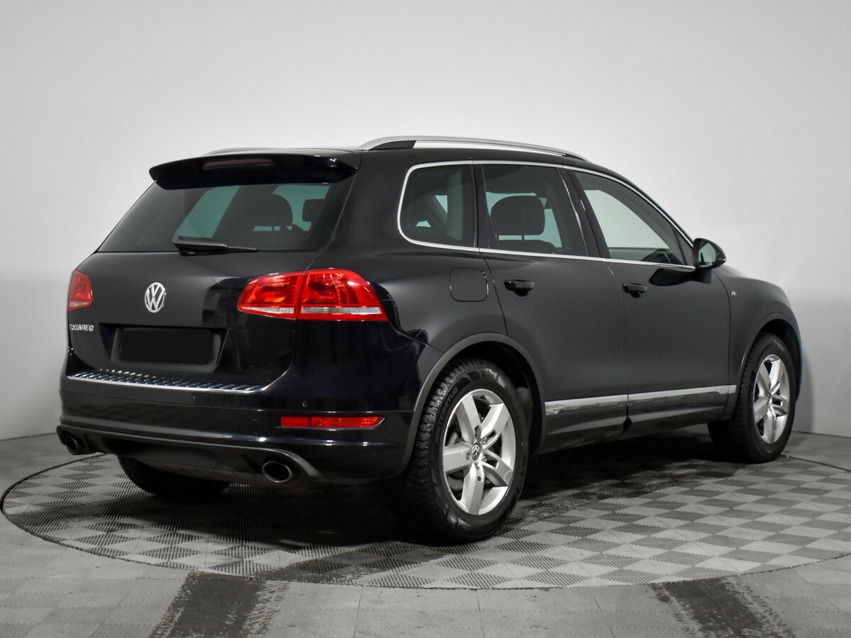 Купить Volkswagen Touareg с пробегом. Фото: #3