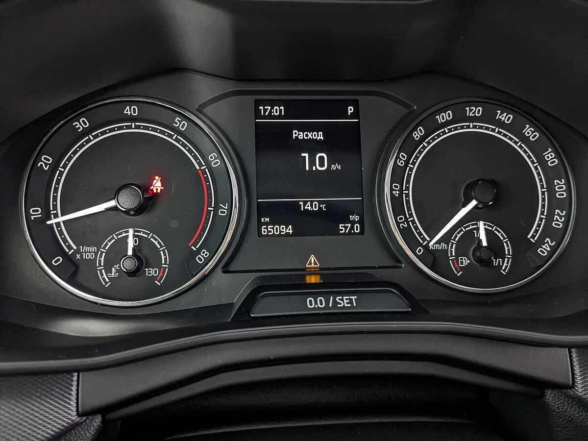 Купить Skoda Rapid с пробегом. Фото: #14