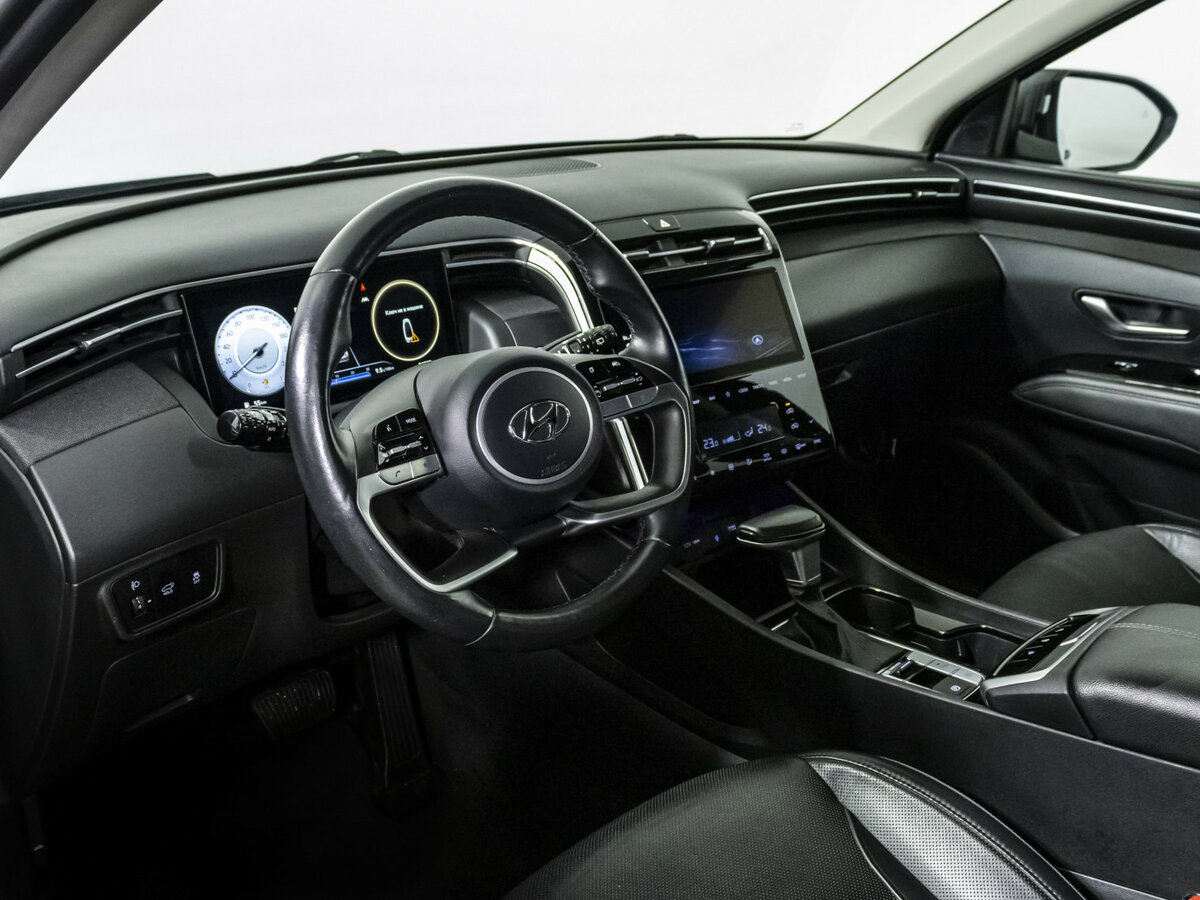 Купить Hyundai Tucson с пробегом. Фото: #2