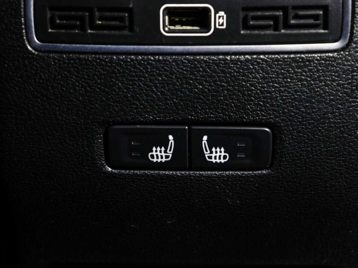 Купить Geely Coolray с пробегом. Фото: #15