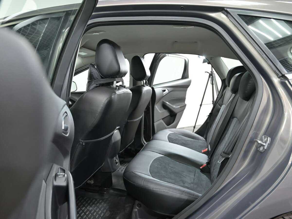 Купить Ford Focus с пробегом. Фото: #12