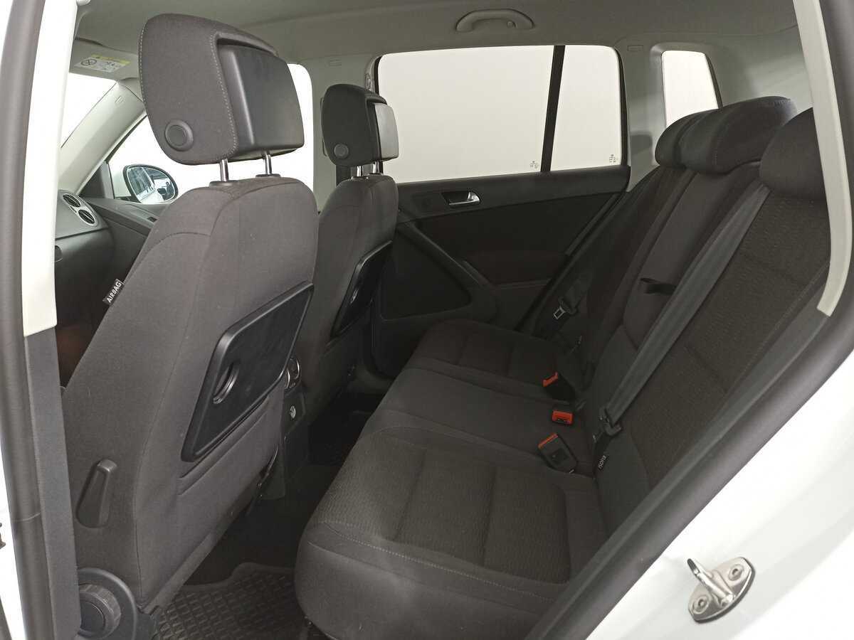 Купить Volkswagen Tiguan с пробегом. Фото: #11