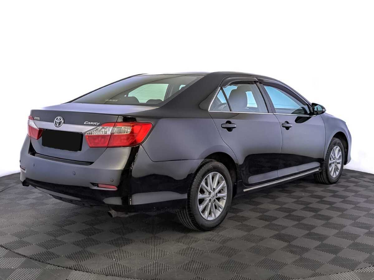 Купить Toyota Camry с пробегом. Фото: #4
