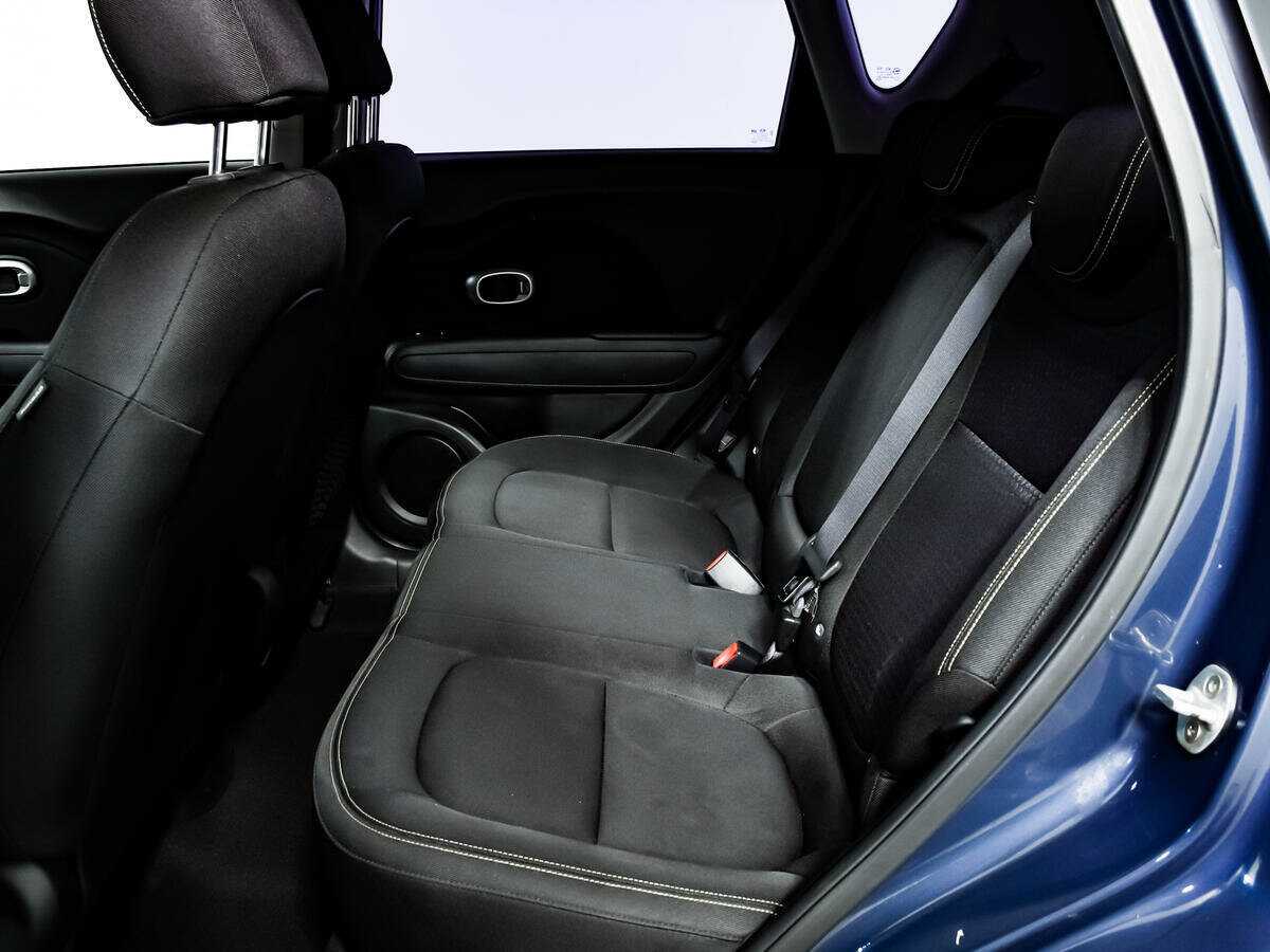 Купить Kia Soul с пробегом. Фото: #11