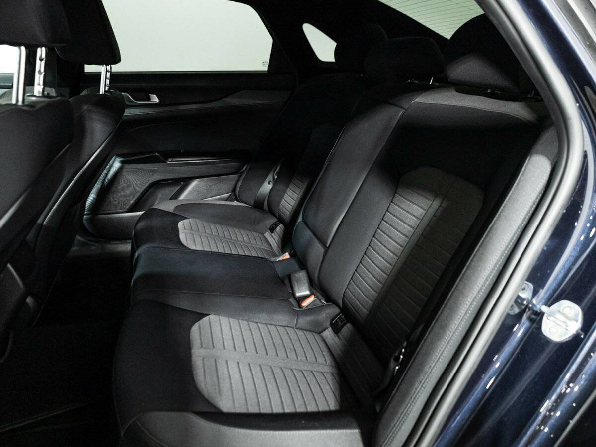 Купить Kia K5 с пробегом. Фото: #9