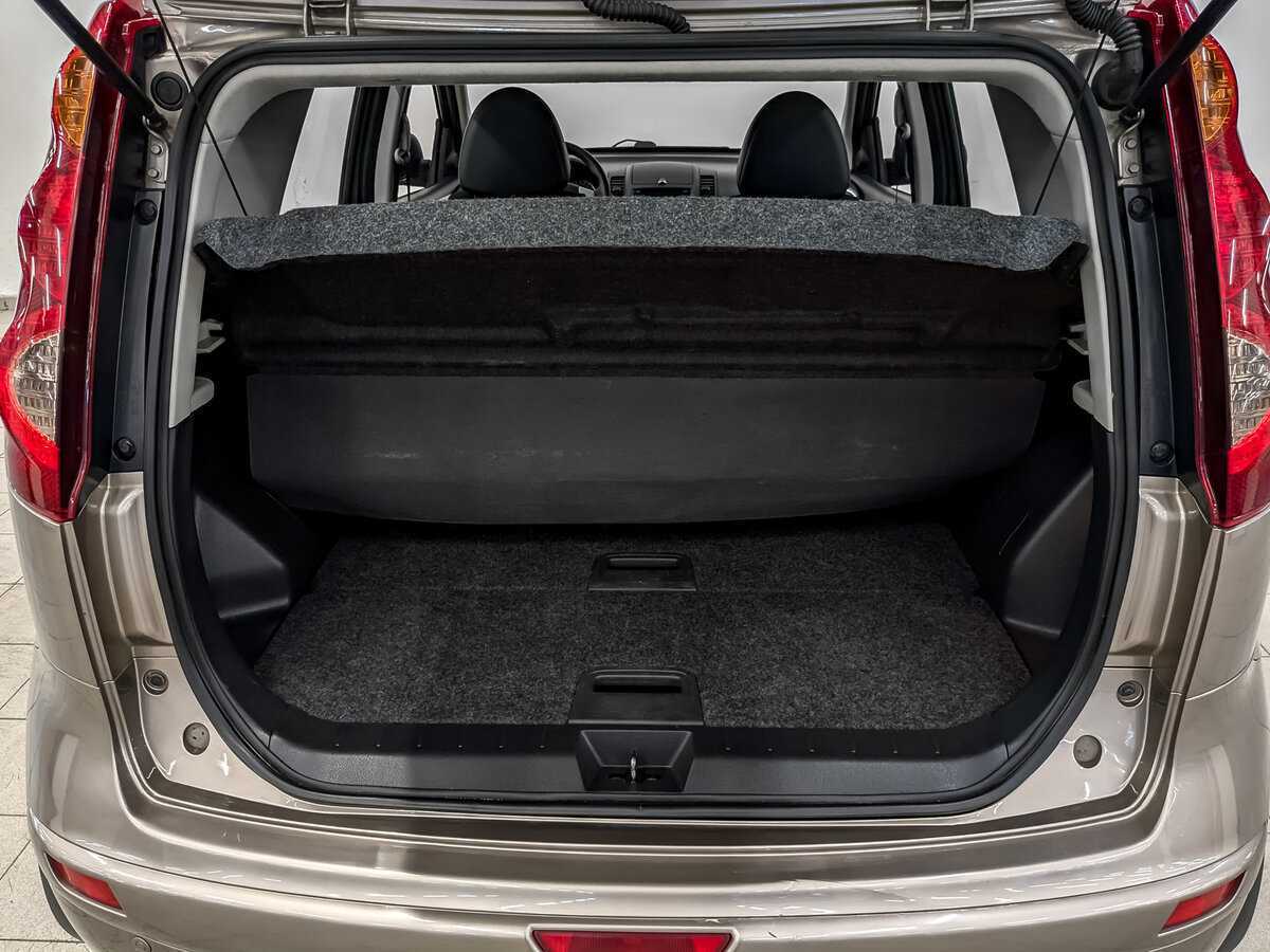 Купить Nissan Note с пробегом. Фото: #9