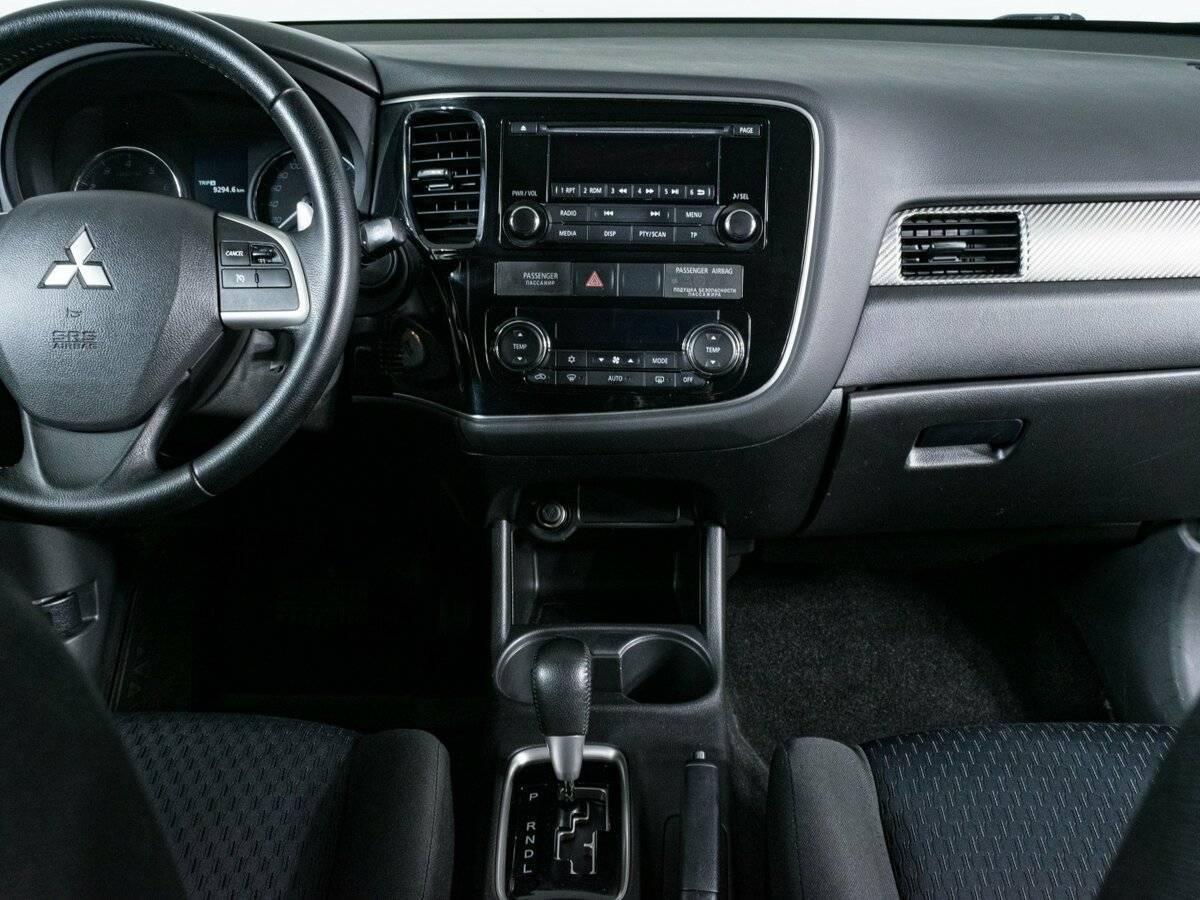 Купить Mitsubishi Outlander с пробегом. Фото: #8