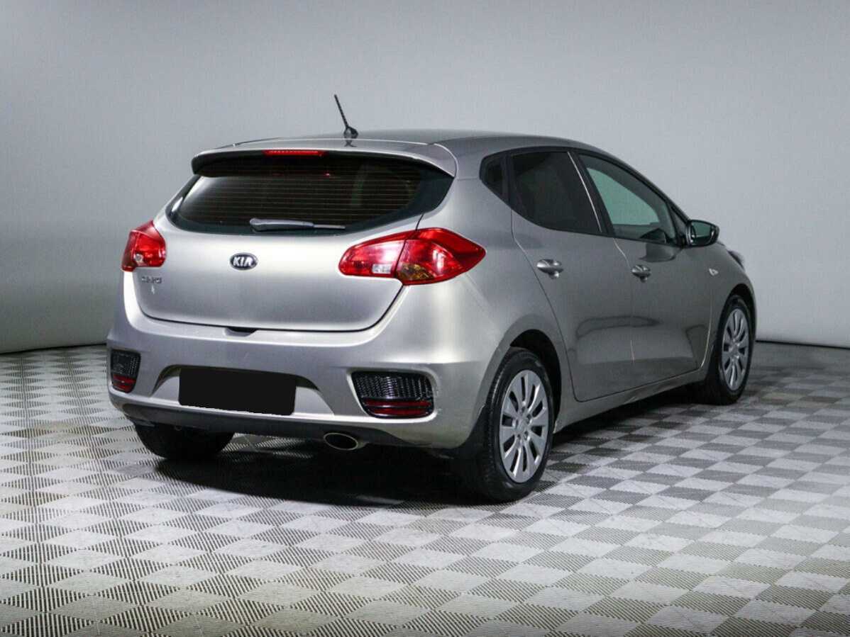 Купить Kia Ceed с пробегом. Фото: #4
