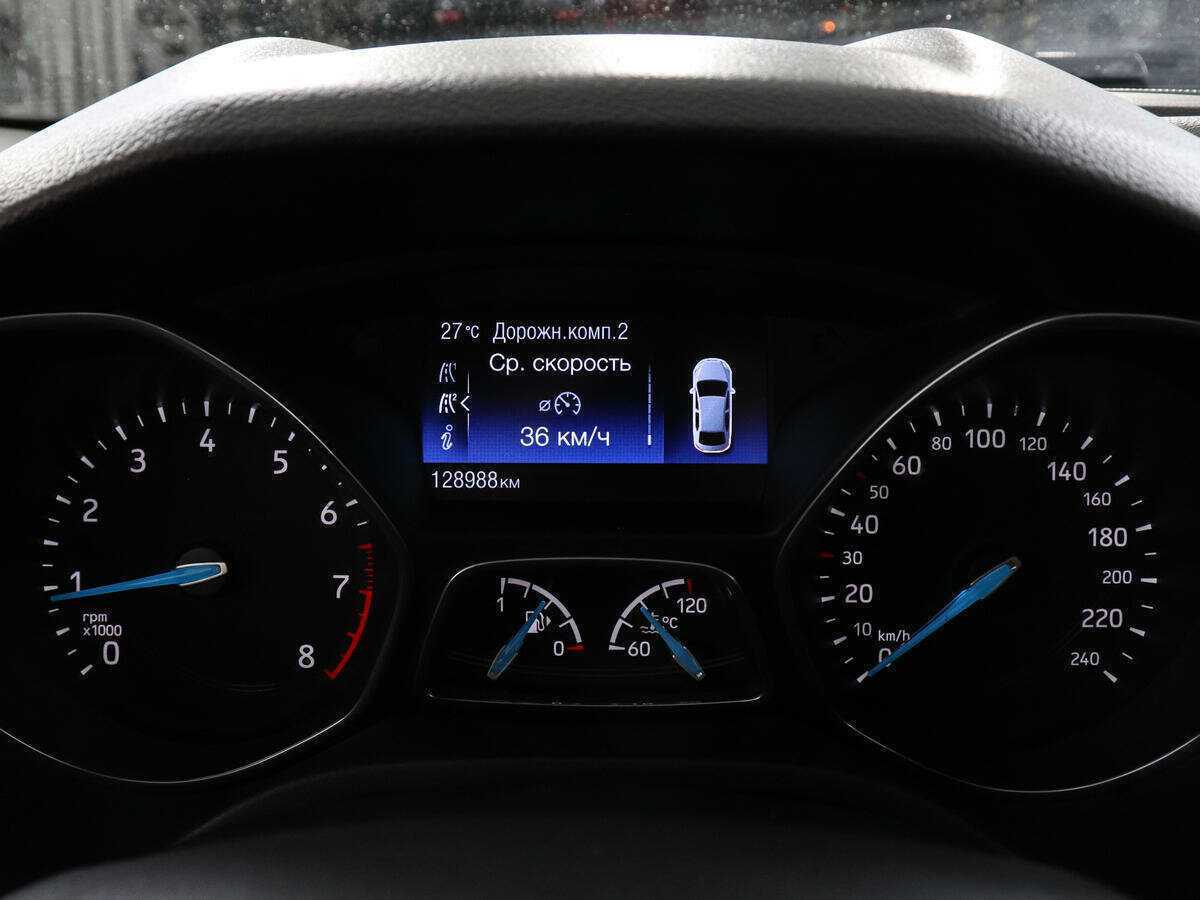 Купить Ford Focus с пробегом. Фото: #10
