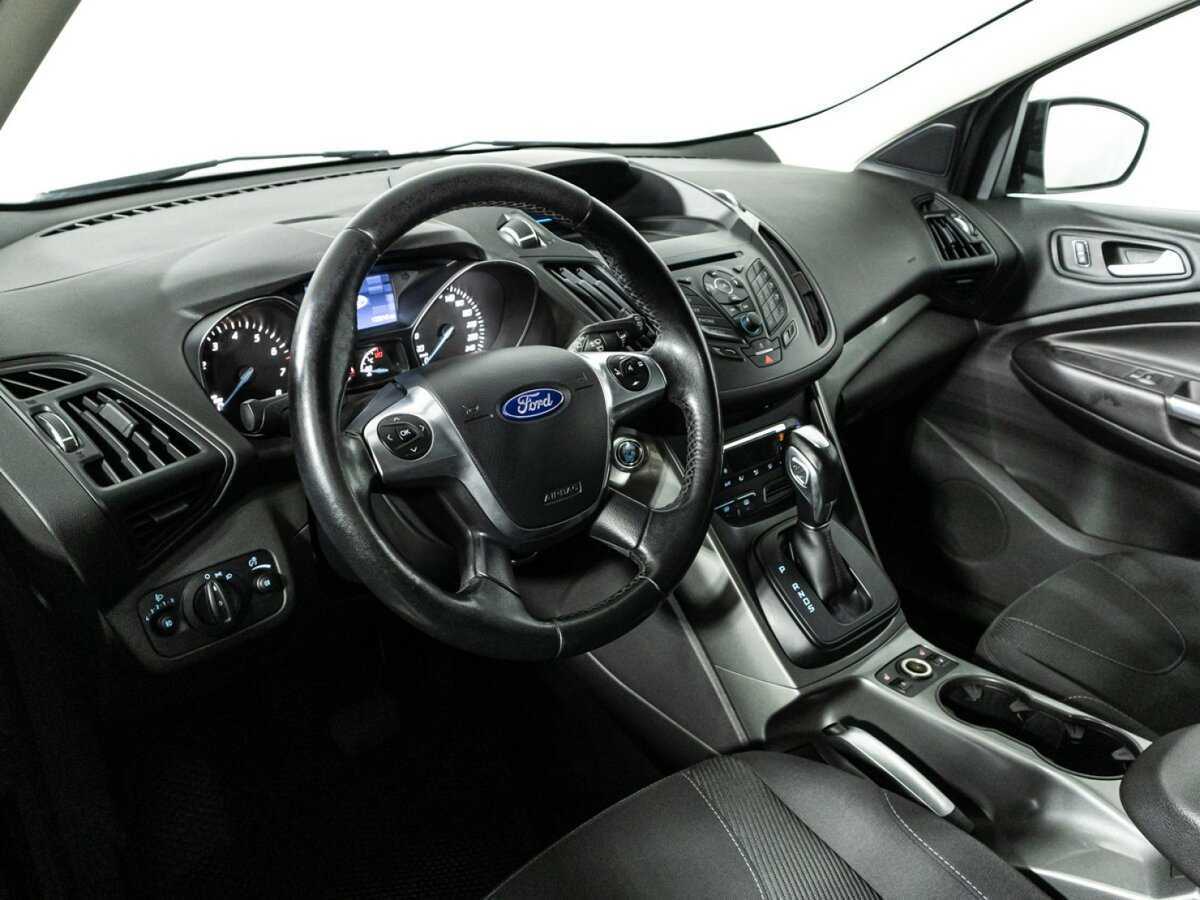 Купить Ford Kuga с пробегом. Фото: #10