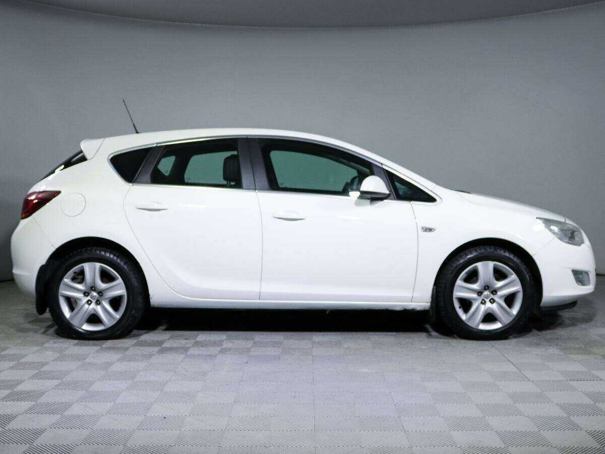 Купить Opel Astra с пробегом. Фото: #3