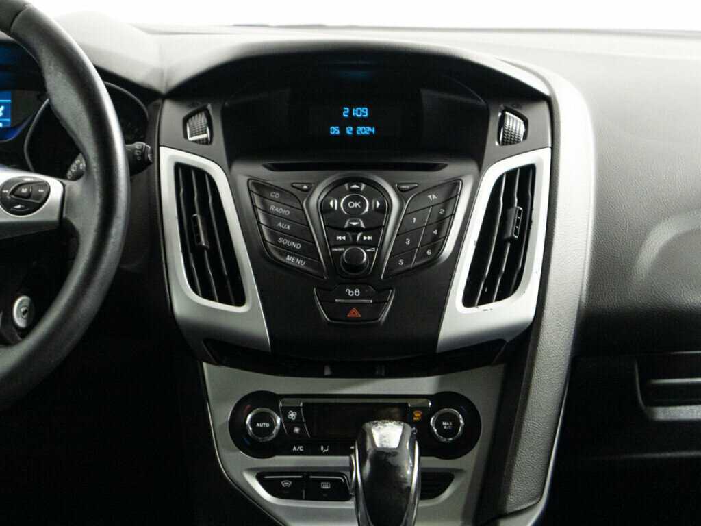 Купить Ford Focus с пробегом. Фото: #13