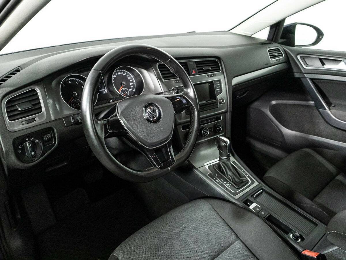 Купить Volkswagen Golf с пробегом. Фото: #10