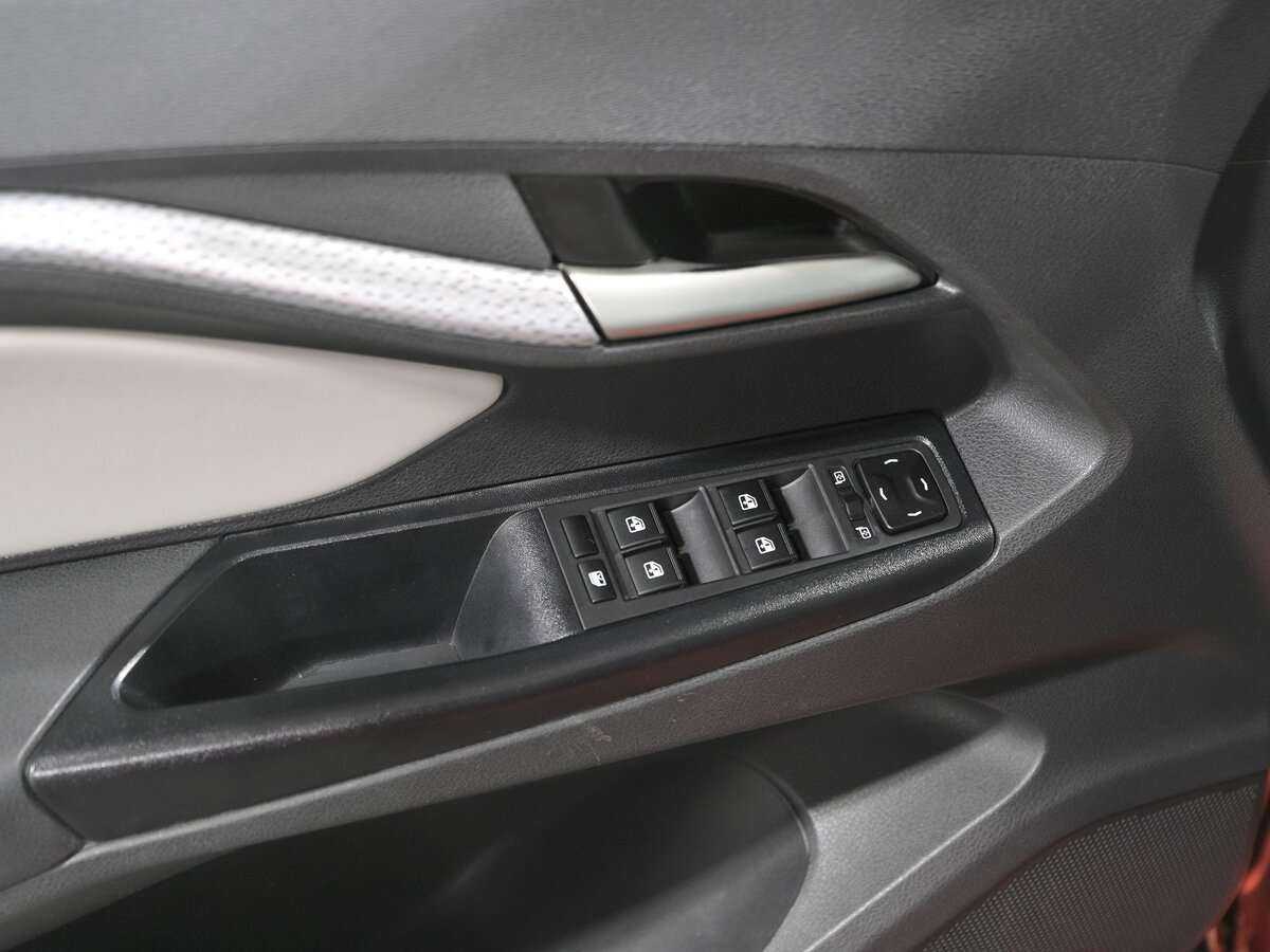 Купить Lada (ВАЗ) Vesta с пробегом. Фото: #10