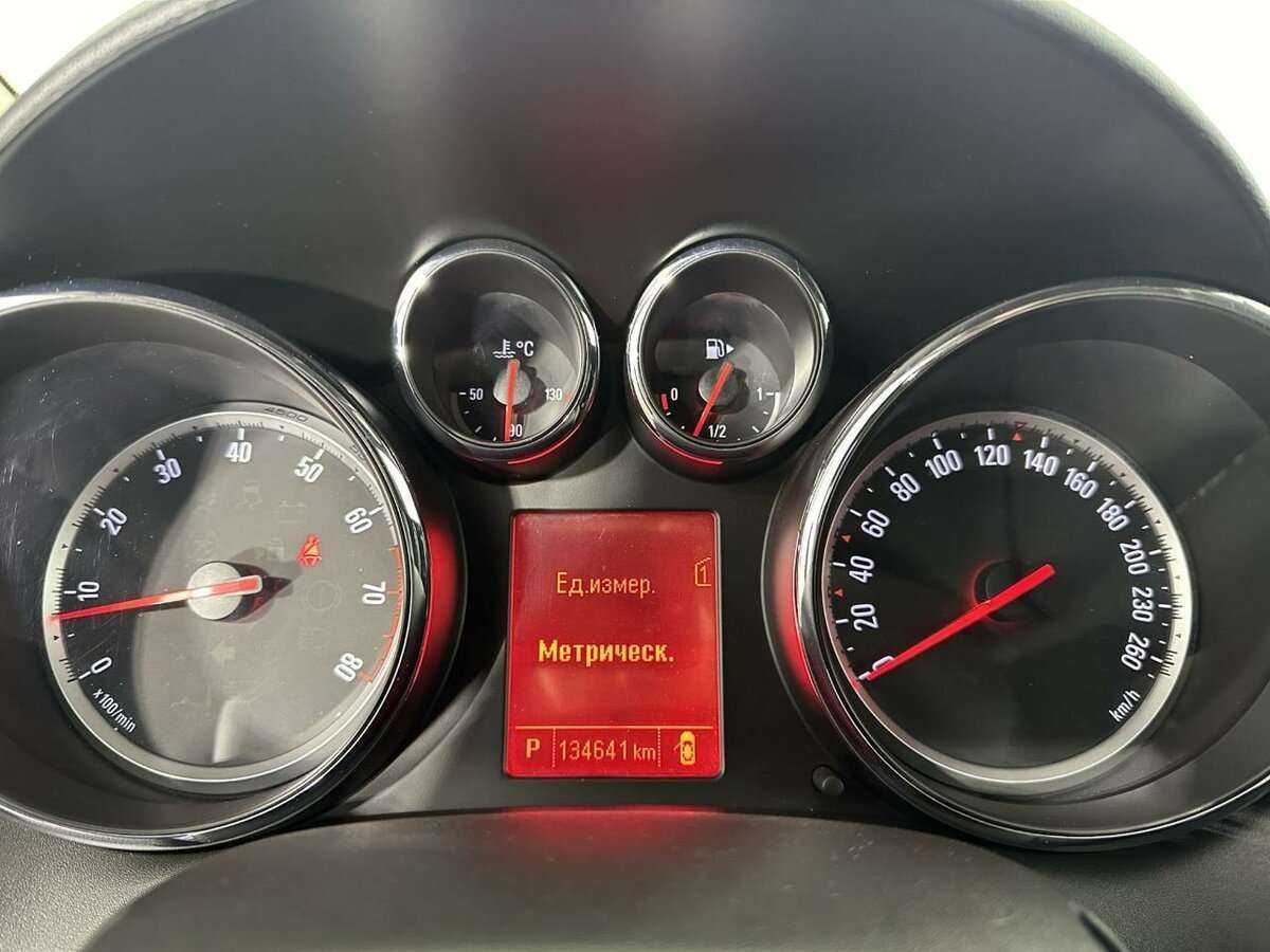 Купить Opel Astra с пробегом. Фото: #7