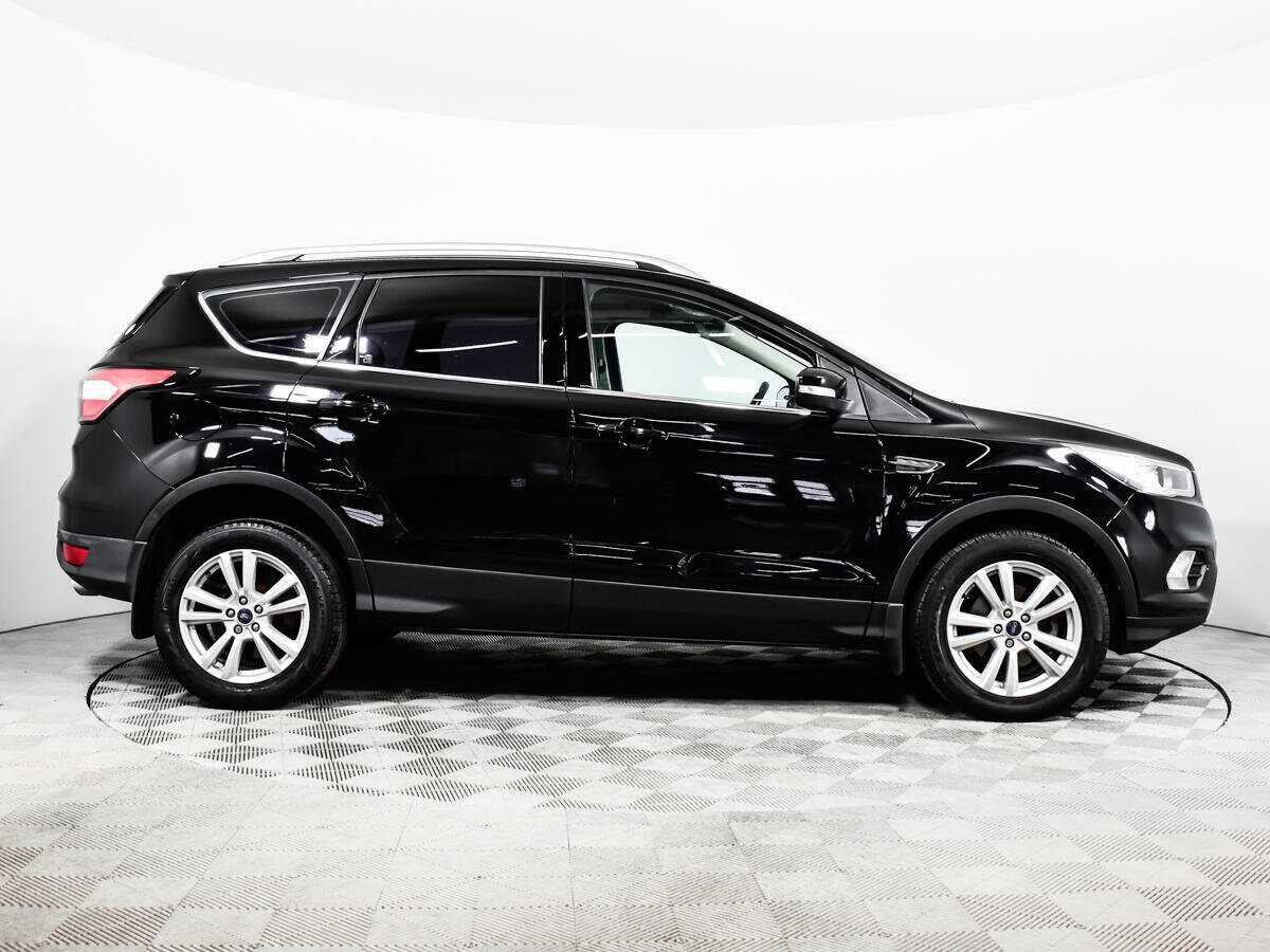 Купить Ford Kuga с пробегом. Фото: #3