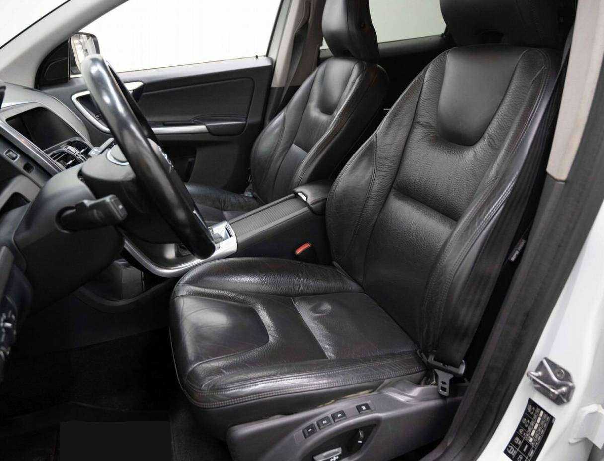 Купить Volvo XC60 с пробегом. Фото: #7