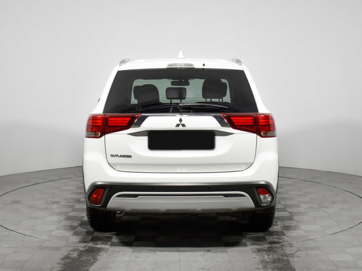 Купить Mitsubishi Outlander с пробегом. Фото: #5