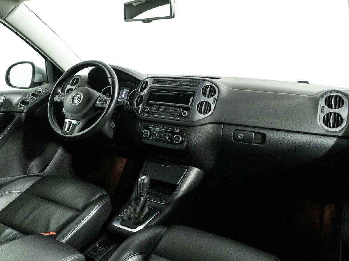 Купить Volkswagen Tiguan с пробегом. Фото: #8