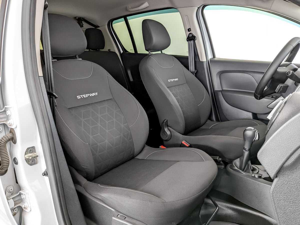 Купить Renault Sandero с пробегом. Фото: #22