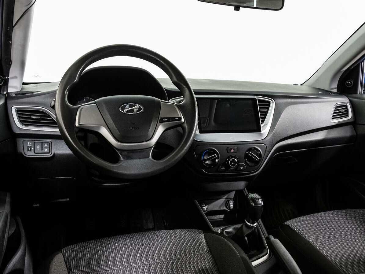 Купить Hyundai Solaris с пробегом. Фото: #10