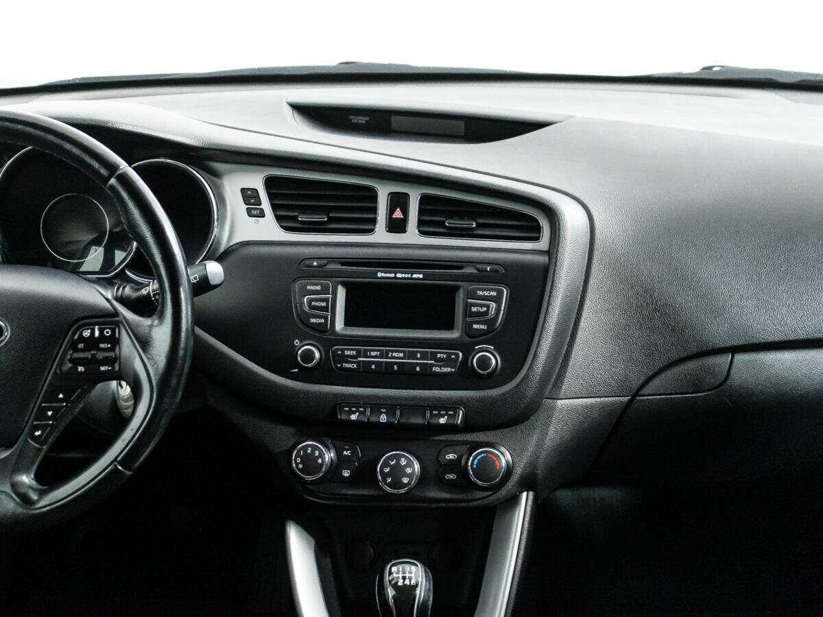 Купить Kia Ceed с пробегом. Фото: #13