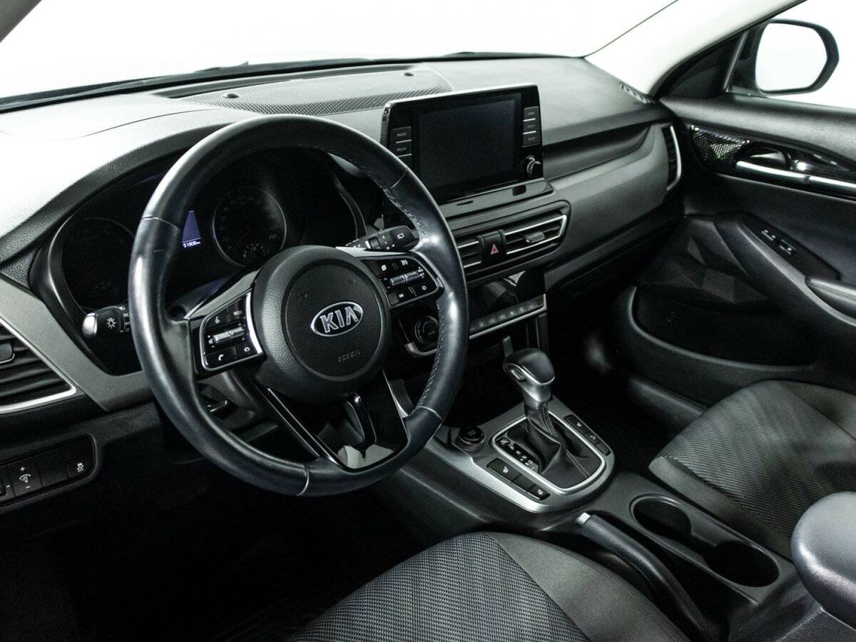 Купить Kia Seltos с пробегом. Фото: #10