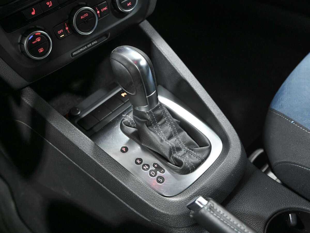 Купить Volkswagen Jetta с пробегом. Фото: #11