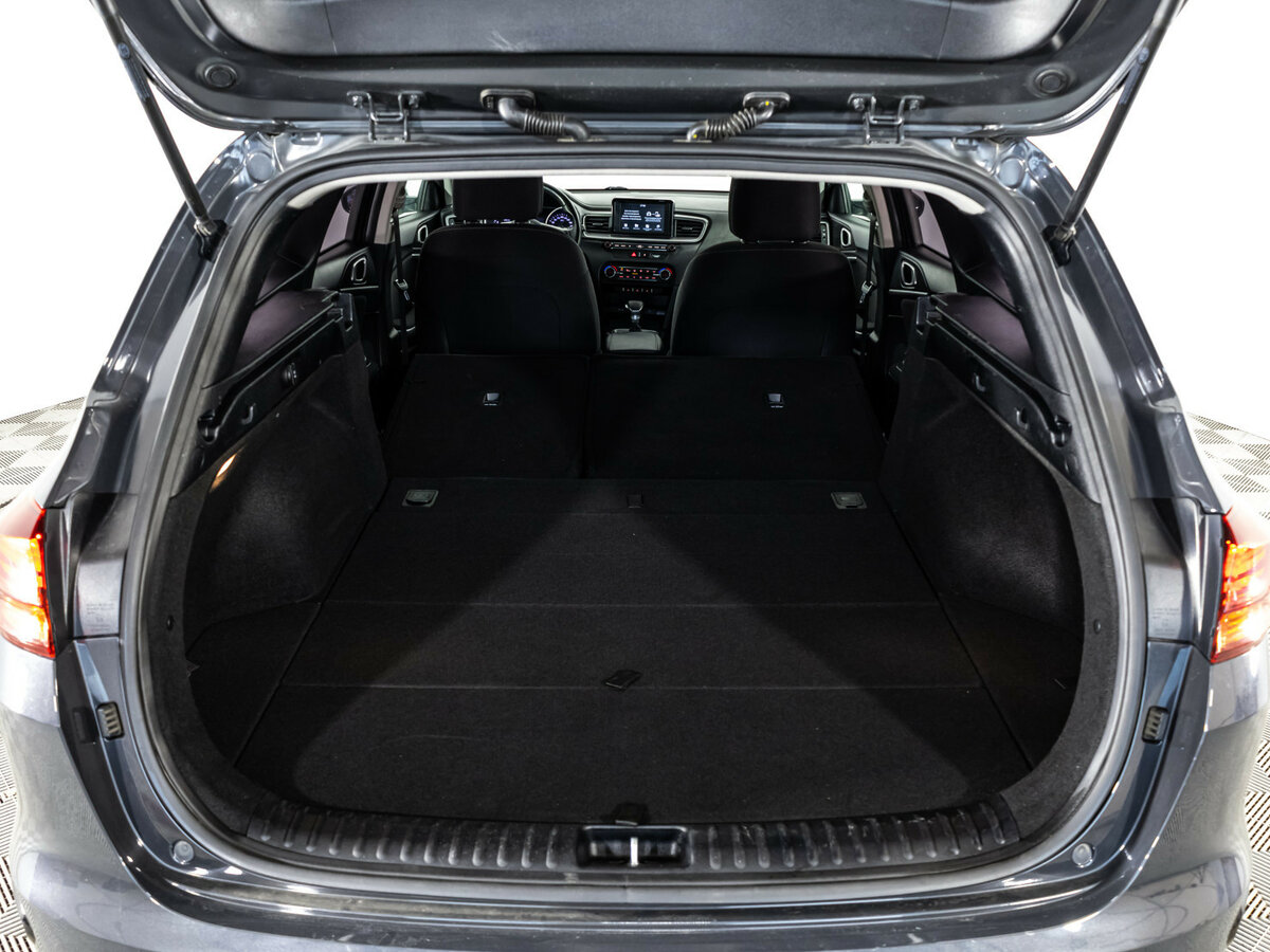 Купить Kia Ceed с пробегом. Фото: #19
