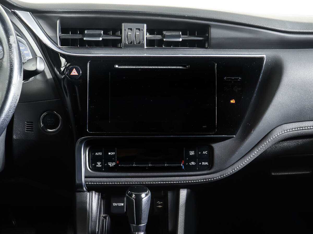 Купить Toyota Corolla с пробегом. Фото: #9