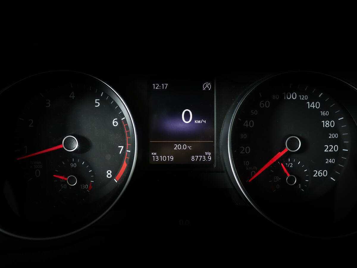 Купить Volkswagen Passat с пробегом. Фото: #8