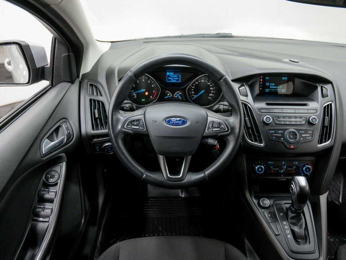 Купить Ford Focus с пробегом. Фото: #11