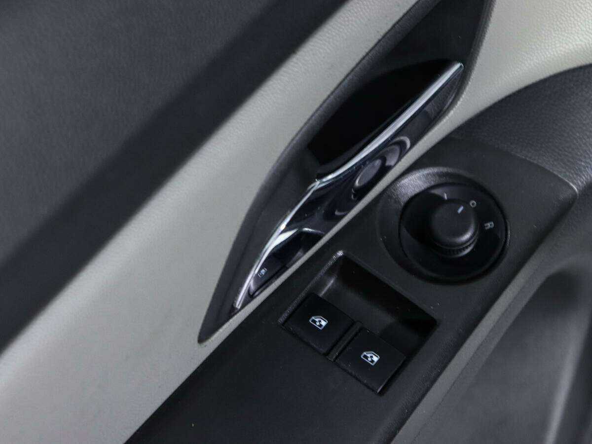 Купить Chevrolet Cruze с пробегом. Фото: #14